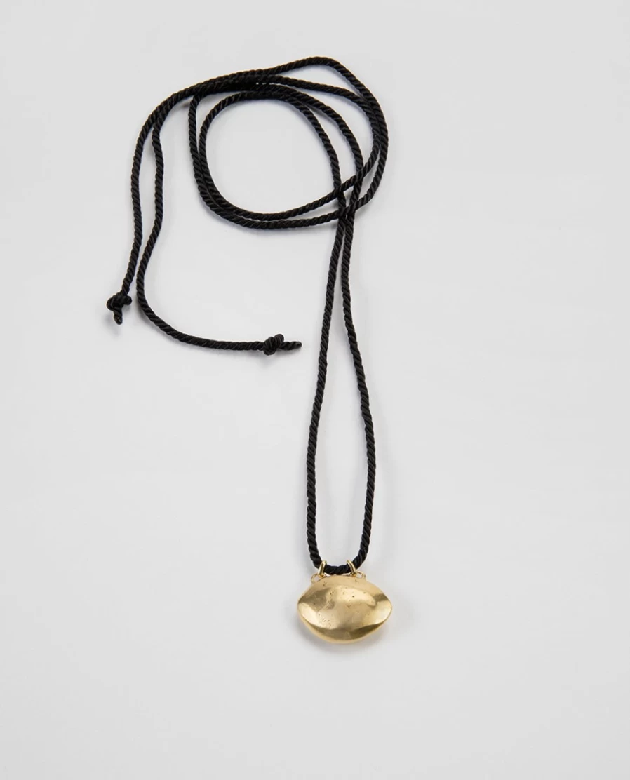 Rue Blanche Women's Big Eye Necklace - Elegant Lepagon Design Pendant for Women