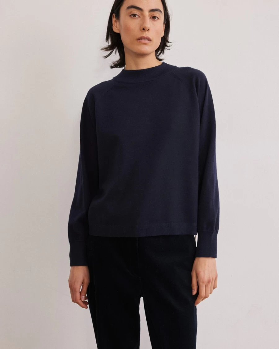 Rue Blanche Women's Techno String 23H Navy Top