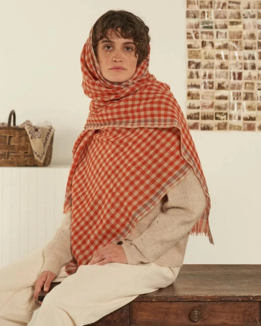 Rue Blanche Women's Tomette-Moismont Scarf 693 - Elegant Fashion Accessory